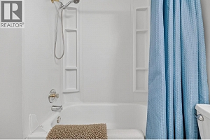 3050 Seclusion Bay Road Unit# 105 - Photo 13