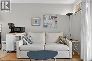 3050 Seclusion Bay Road Unit# 105 - Photo 5