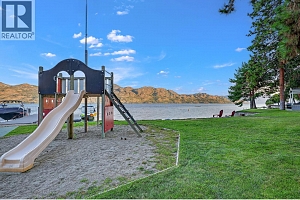 3050 Seclusion Bay Road Unit# 105 - Photo 59