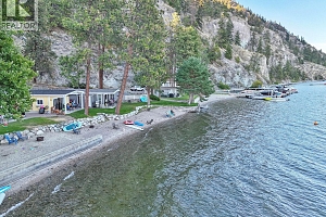 3050 Seclusion Bay Road Unit# 105 - Photo 74