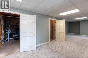 761 Siwash Court - Photo 38