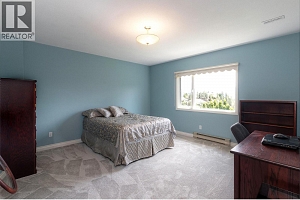 761 Siwash Court - Photo 40