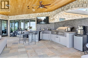 4040 Casorso Road - Photo 9