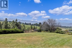 4040 Casorso Road - Photo 97