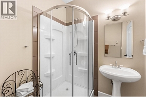 3550 Benvoulin Road - Photo 29