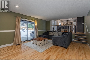 745 Wenric Crescent - Photo 12