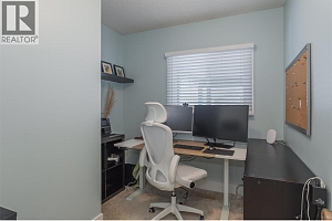 745 Wenric Crescent - Photo 36