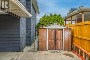 745 Wenric Crescent - Photo 49