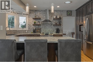 745 Wenric Crescent - Photo 6