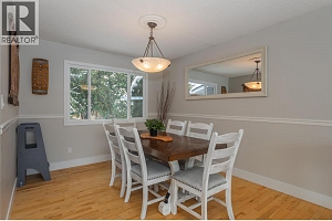 745 Wenric Crescent - Photo 8