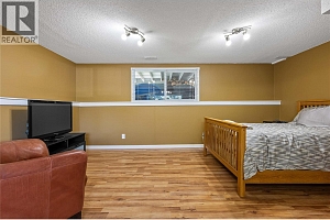 2141 Kaslo Court - Photo 37