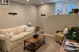 2172 Michelle Crescent - Photo 10