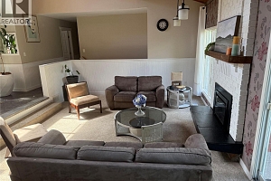 2172 Michelle Crescent - Photo 18