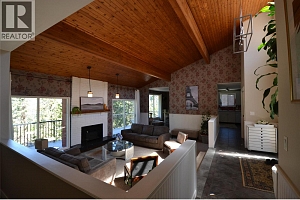 2172 Michelle Crescent - Photo 4