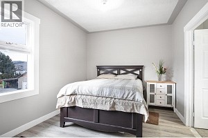 7880 Pleasant Valley Road - Photo 17