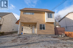 5121 27 Avenue - Photo 3