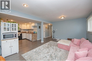 5121 27 Avenue - Photo 31