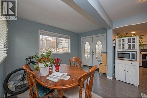 5121 27 Avenue - Photo 32