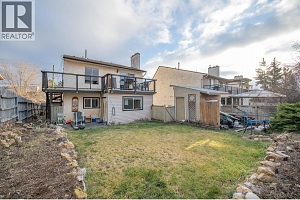 5121 27 Avenue - Photo 39