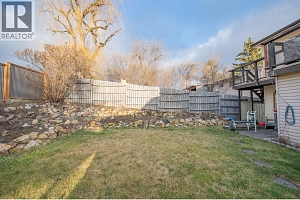 5121 27 Avenue - Photo 43