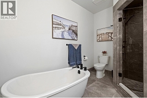 712 Lake Court - Photo 16