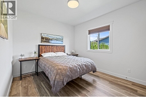 712 Lake Court - Photo 17