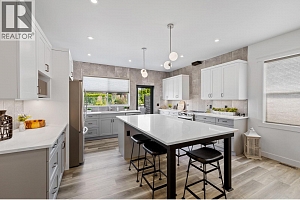 712 Lake Court - Photo 6