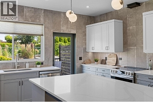 712 Lake Court - Photo 7