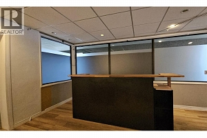 545 Lawrence Avenue Unit# A - Photo 13