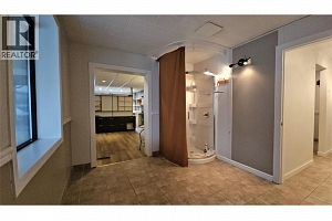 545 Lawrence Avenue Unit# A - Photo 17