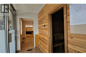 545 Lawrence Avenue Unit# A - Photo 22