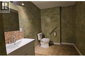 545 Lawrence Avenue Unit# A - Photo 23