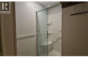 545 Lawrence Avenue Unit# A - Photo 24