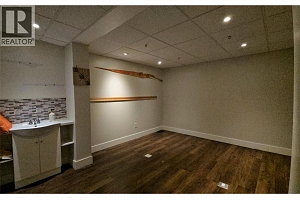 545 Lawrence Avenue Unit# A - Photo 33