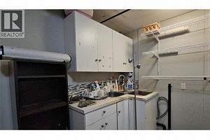 545 Lawrence Avenue Unit# A - Photo 38