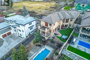 1029 Longacre Place - Photo 2