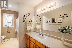 1693 Newport Road - Photo 19