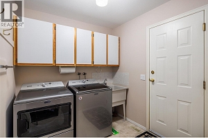 1693 Newport Road - Photo 20