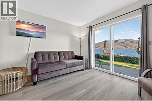 3050 Seclusion Bay Road Unit# 100 - Photo 12