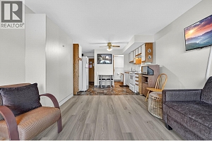 3050 Seclusion Bay Road Unit# 100 - Photo 15