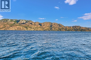 3050 Seclusion Bay Road Unit# 100 - Photo 37