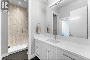 541 Clifton Court - Photo 56