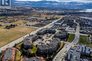 3733 Casorso Road Unit# 111 - Photo 42