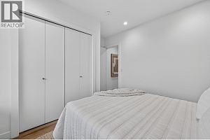 3340 Lakeshore Road Unit# 713 - Photo 32