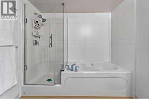 1075 Sunset Drive Unit# 801 - Photo 26