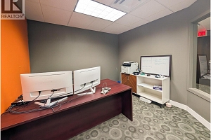 495 Banks Road Unit# 201 - Photo 4