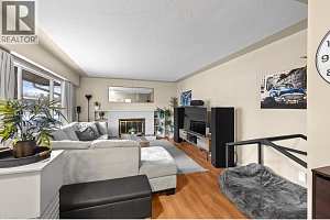 1231 Kelglen Crescent - Photo 2