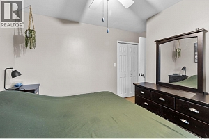 1231 Kelglen Crescent - Photo 21