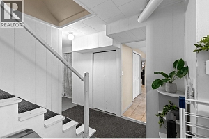 1231 Kelglen Crescent - Photo 25