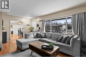 1231 Kelglen Crescent - Photo 5